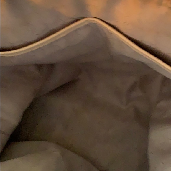 Michael Kors Purse. - Picture 4 of 4